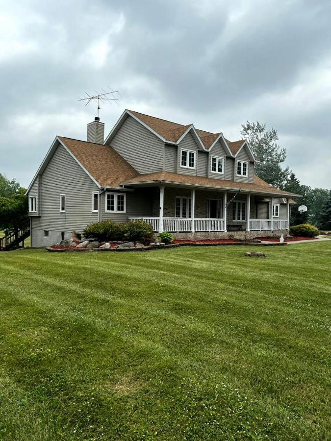 Willa House On Grass Runway With Fly-In/Fly-Out Access Tecumseh Zewnętrze zdjęcie
